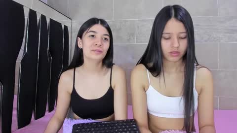 Rose y Miah online show from 2, 3, 2025