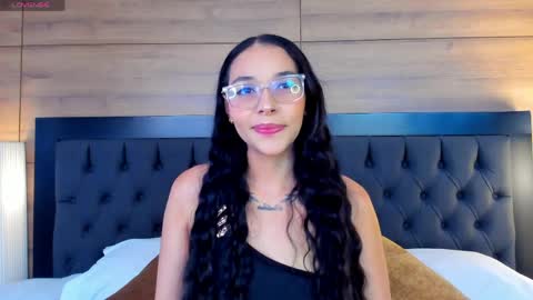 roseaurora online show from 5, 4, 2026