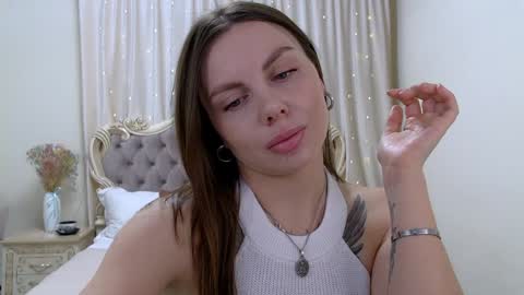 Snapshot of rosehubbard chatting on 22, 1, 2025 Rose Hubbard online show from 22, 1, 2025