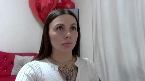 Snapshot of rosehubbard chatting on 16, 2, 2025 Rose Hubbard online show from 16, 2, 2025