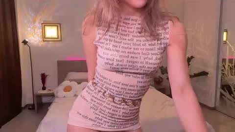 Roselyn  online show from 5, 3, 2026