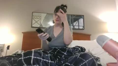 rose evergarden online show from 17, 1, 2026