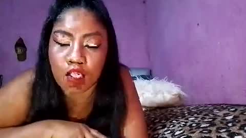 Snapshot of rosmerynava chatting on 1, 2, 2025 rosmerynavarro online show from 1, 2, 2025