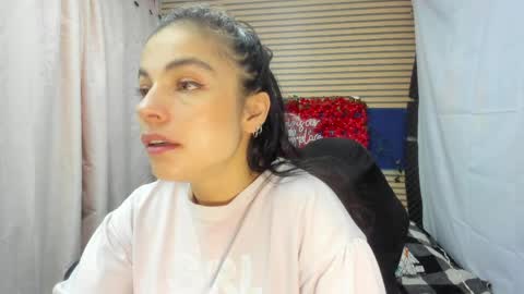 Snapshot of rosse_25 chatting on 2, 6, 2026 Would you like to help me with supplementation and sports suits so I can compete in powerlifting online show from 2, 6, 2026