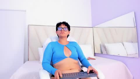   online show from 30, 3, 2026