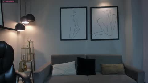 Rossie Rivers online show from 4, 2, 2026