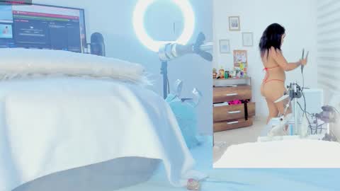 rosy_emely_ online show from 2, 11, 2025