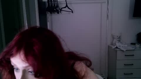 Snapshot of rosy_petal chatting on 13, 7, 2026 rosy_petal online show from 13, 7, 2026