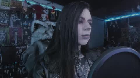 Snapshot of rotten_dreams chatting on 4, 2, 2026 rot online show from 4, 2, 2026