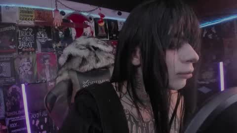 Snapshot of rotten_dreams chatting on 25, 3, 2026 rot online show from 25, 3, 2026