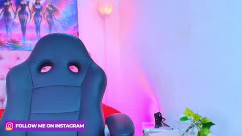 Snapshot of roulyy chatting on 24, 1, 2025 JESSY ROULY online show from 24, 1, 2025