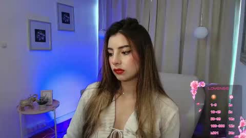 Snapshot of rousee_v chatting on 26, 9, 2025 Rousee online show from 26, 9, 2025