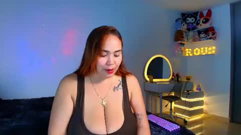 Snapshot of rousrossell_4 chatting on 8, 6, 2026 Call me Rous online show from 8, 6, 2026
