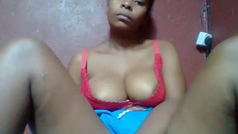 rovaelyah online show from 14, 2, 2026