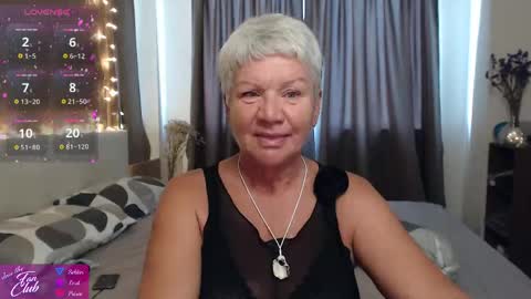 Snapshot of roxana_brooks chatting on 6, 6, 2026 Roxana online show from 6, 6, 2026