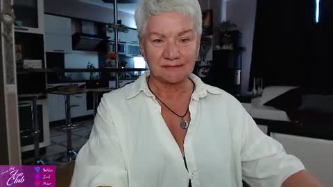 Snapshot of roxana_brooks chatting on 23, 6, 2026 Roxana online show from 23, 6, 2026