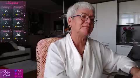 Snapshot of roxana_brooks chatting on 2, 8, 2026 Roxana online show from 2, 8, 2026
