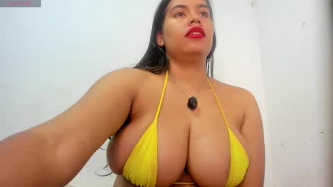 Snapshot of roxanamariahills_ chatting on 29, 10, 2025 Rosita online show from 29, 10, 2025