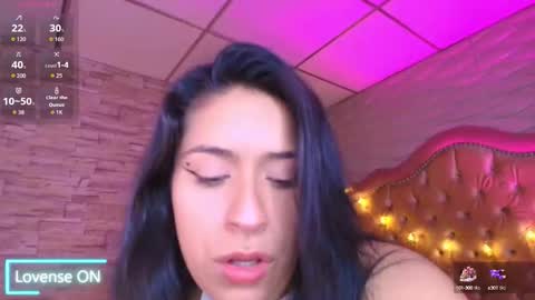 roxanne_han online show from 1, 10, 2025