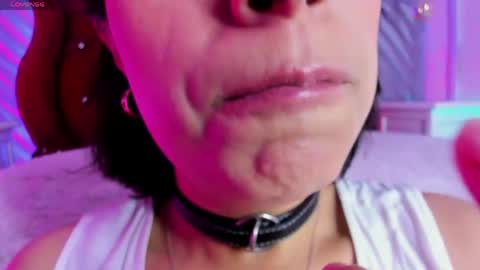 Snapshot of roxanne_han chatting on 27, 4, 2026 roxanne_han online show from 27, 4, 2026