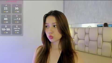 Roxie  online show from 3, 3, 2026