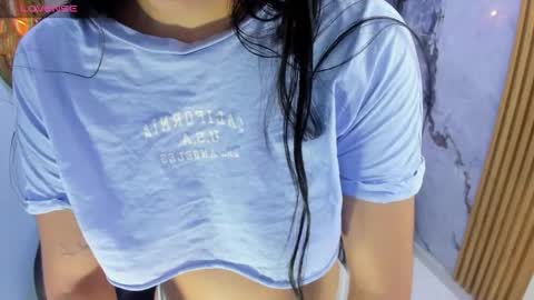 Snapshot of roxxybloom chatting on 16, 12, 2025 roxxybloom online show from 16, 12, 2025