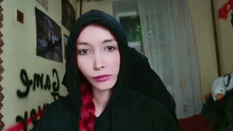 Snapshot of roxy_silver chatting on 3, 6, 2026 Roxy online show from 3, 6, 2026