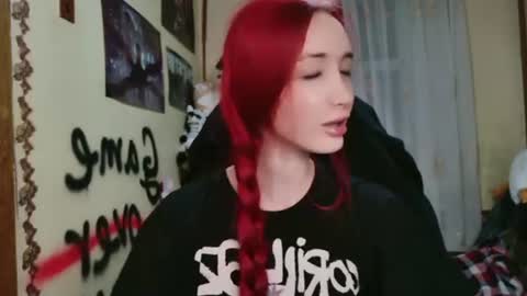 Snapshot of roxy_silver chatting on 11, 7, 2026 Roxy online show from 11, 7, 2026