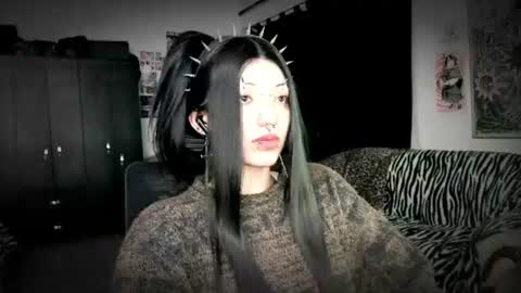Snapshot of roxy_toxic chatting on 1, 8, 2026 Roxy Independient model Help me to reach 50 thumbs up online show from 1, 8, 2026