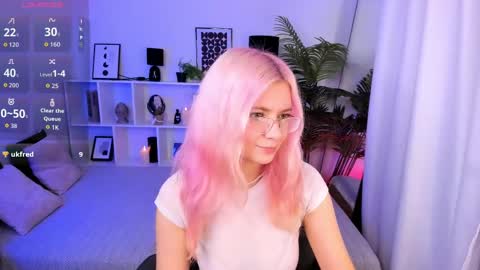 Snapshot of roxypinky chatting on 23, 5, 2026 Roxy online show from 23, 5, 2026