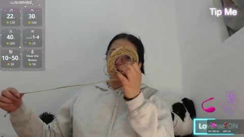 Snapshot of roxyy_fox chatting on 7, 8, 2026 Roxy online show from 7, 8, 2026