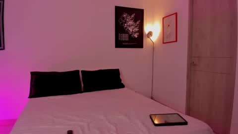 Snapshot of roxyy_x chatting on 21, 2, 2025 val online show from 21, 2, 2025