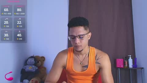 Snapshot of roy_barney chatting on 25, 5, 2026 ANTONIO online show from 25, 5, 2026