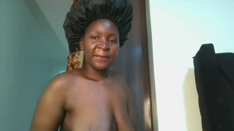Snapshot of royal_goddes2 chatting on 27, 6, 2026 royal_goddes2 online show from 27, 6, 2026