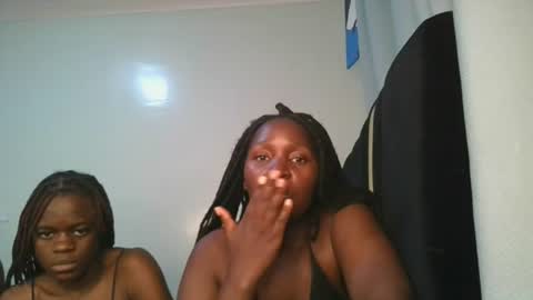 Snapshot of royal_goddes2 chatting on 10, 7, 2026 royal_goddes2 online show from 10, 7, 2026