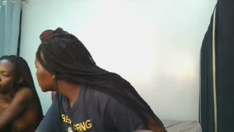 Snapshot of royal_goddes2 chatting on 12, 7, 2026 royal_goddes2 online show from 12, 7, 2026