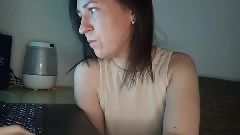 Snapshot of royalnectar chatting on 25, 5, 2026 royalnectar online show from 25, 5, 2026
