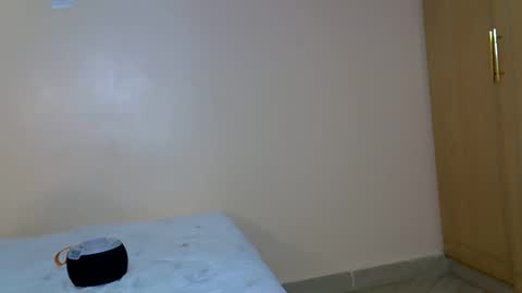 Snapshot of royalseductress chatting on 22, 3, 2026 royalseductress online show from 22, 3, 2026