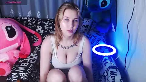 angela online show from 23, 9, 2025