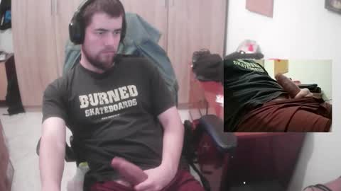 Snapshot of royer04 chatting on 4, 3, 2026 royer04 online show from 4, 3, 2026