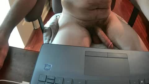 Snapshot of royer8650 chatting on 19, 12, 2025 Lookingaround online show from 19, 12, 2025