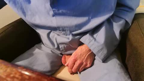 Snapshot of rubbertapper chatting on 21, 2, 2025 rubbertapper online show from 21, 2, 2025