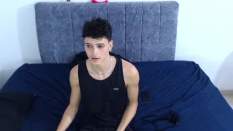 Snapshot of ruby__redd chatting on 29, 5, 2026 Ruby and Vanie online show from 29, 5, 2026