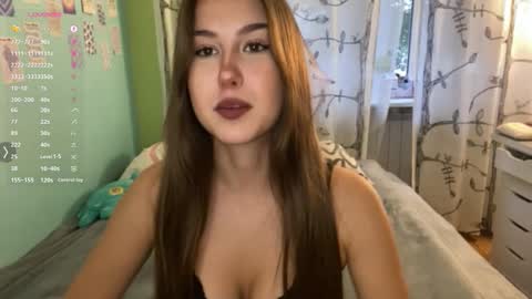 Snapshot of rubyejakobson chatting on 17, 9, 2025 Leslie online show from 17, 9, 2025