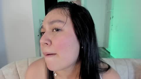 Snapshot of rubyhlowe chatting on 18, 4, 2026 RUBY online show from 18, 4, 2026