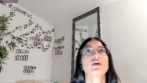 Snapshot of rubyylicious chatting on 21, 6, 2026 Moona online show from 21, 6, 2026