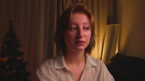 Mila online show from 3, 12, 2025