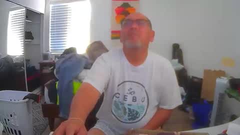 Snapshot of rueltrinidad73 chatting on 30, 5, 2026 rueltrinidad73 online show from 30, 5, 2026