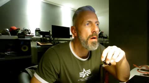 Snapshot of ruffi77 chatting on 23, 2, 2025 Chico que rico Caliente online show from 23, 2, 2025