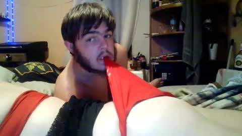 Snapshot of ruger8210 chatting on 27, 5, 2026 ruger8210 online show from 27, 5, 2026